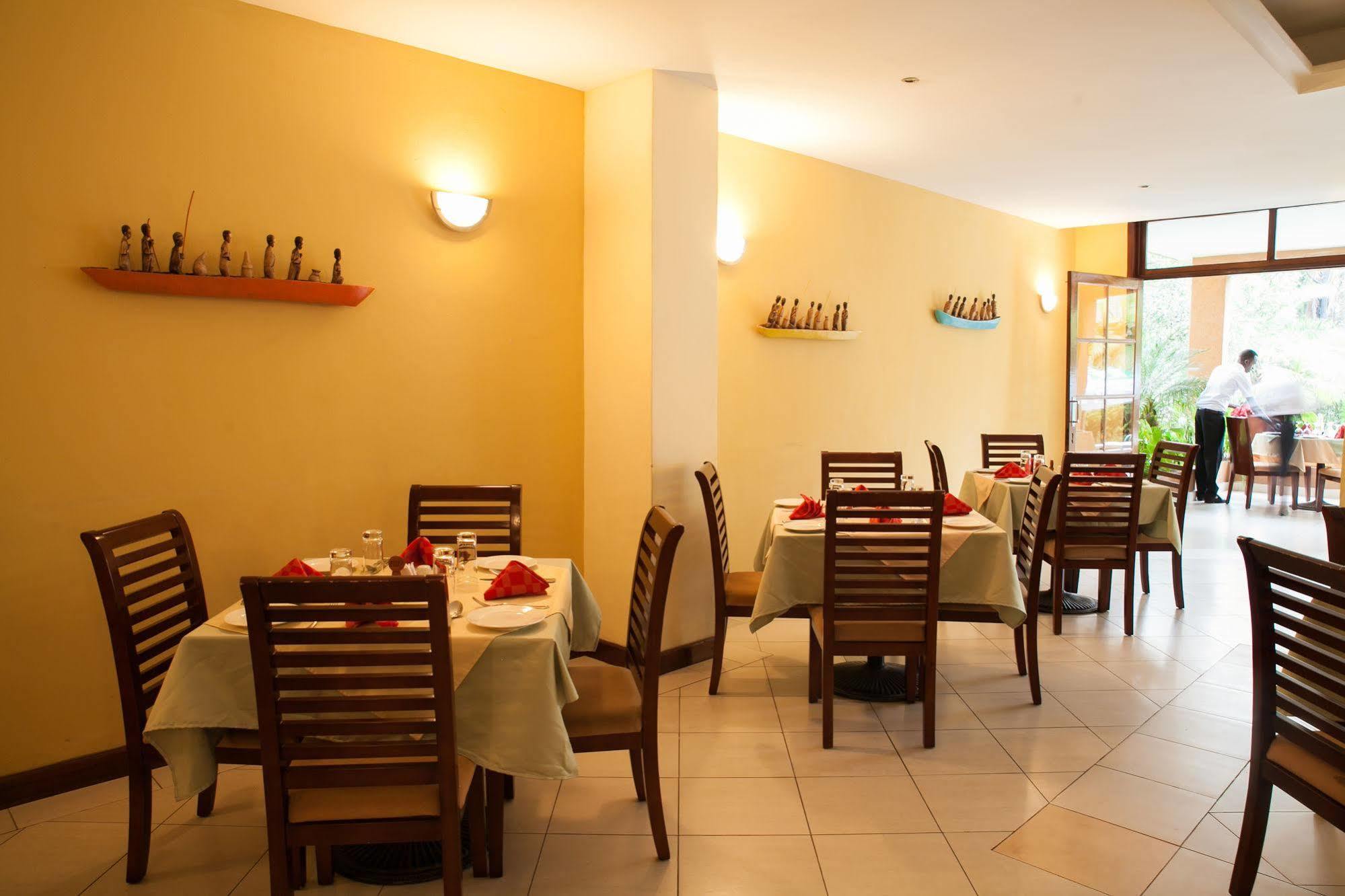 Gorillas Lake Kivu Hotel جيسايني المظهر الخارجي الصورة